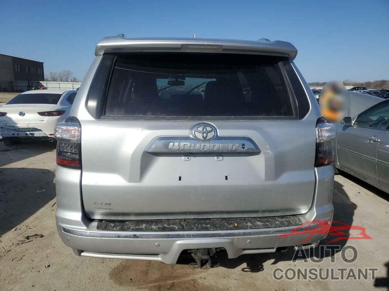 TOYOTA 4RUNNER 2018 - JTEBU5JR8J5527405