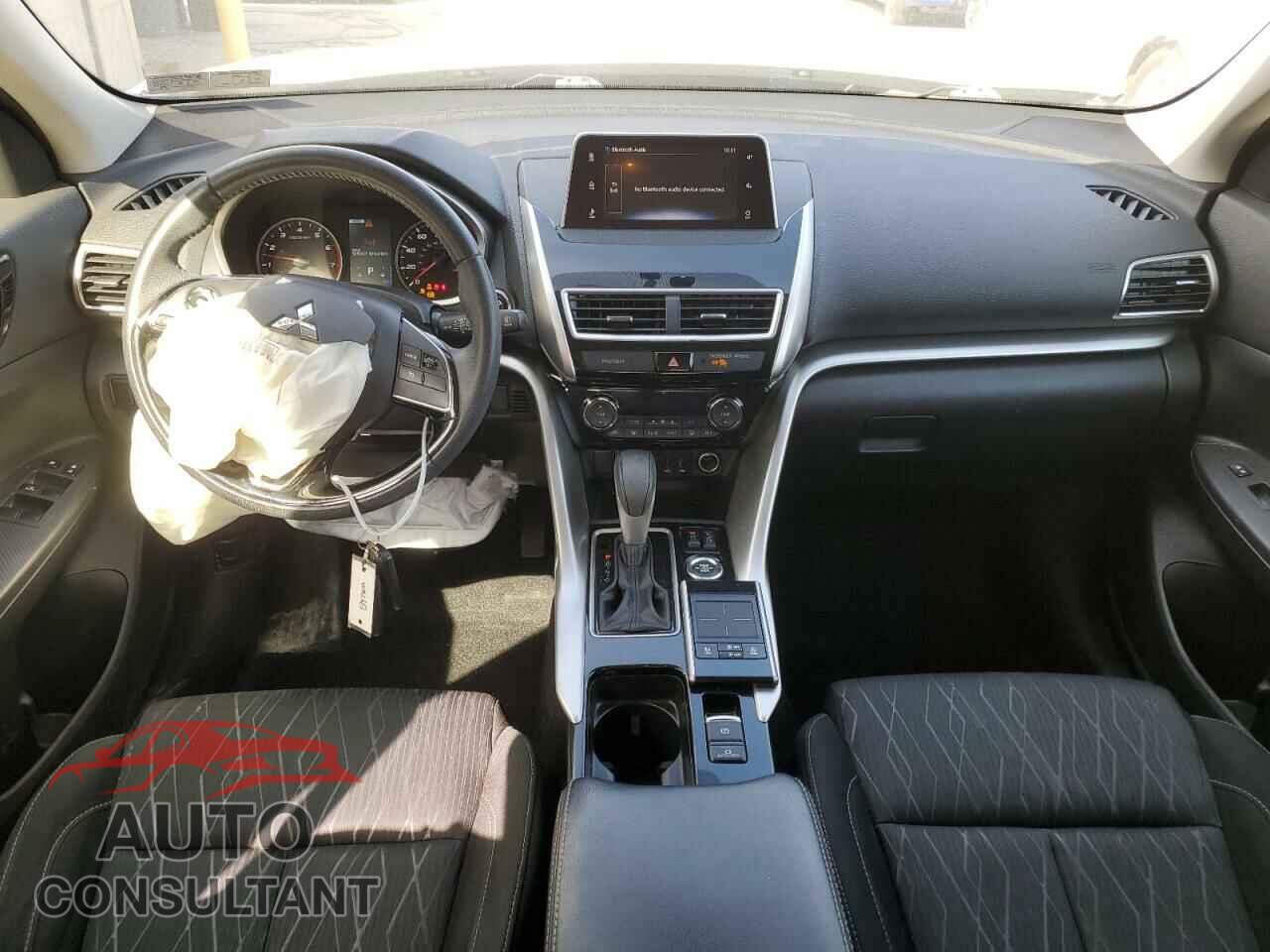 MITSUBISHI ECLIPSE 2018 - JA4AT5AA4JZ061293