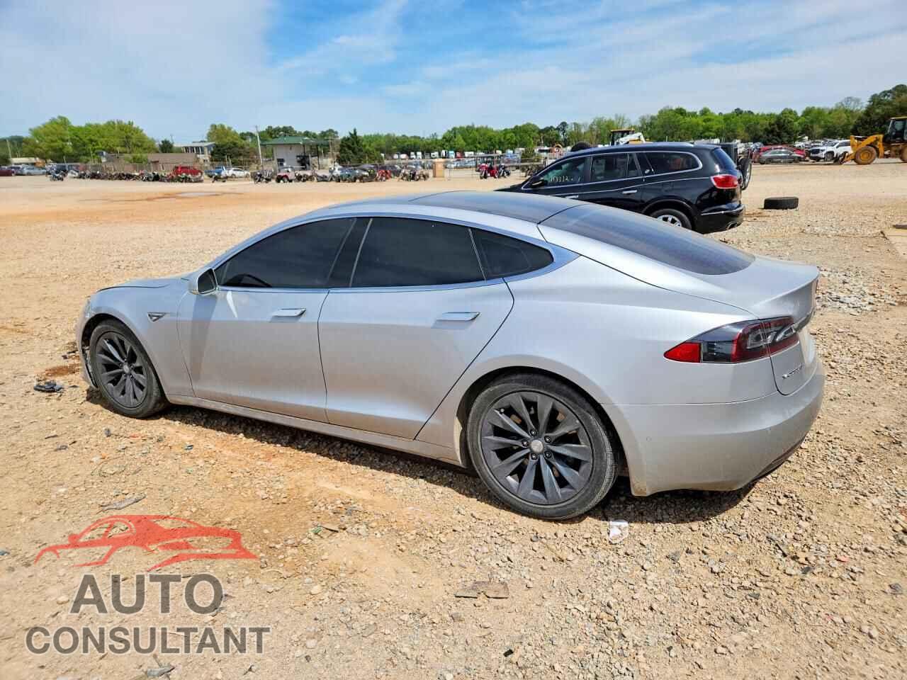 TESLA MODEL S 2016 - 5YJSA1E2XGF161943