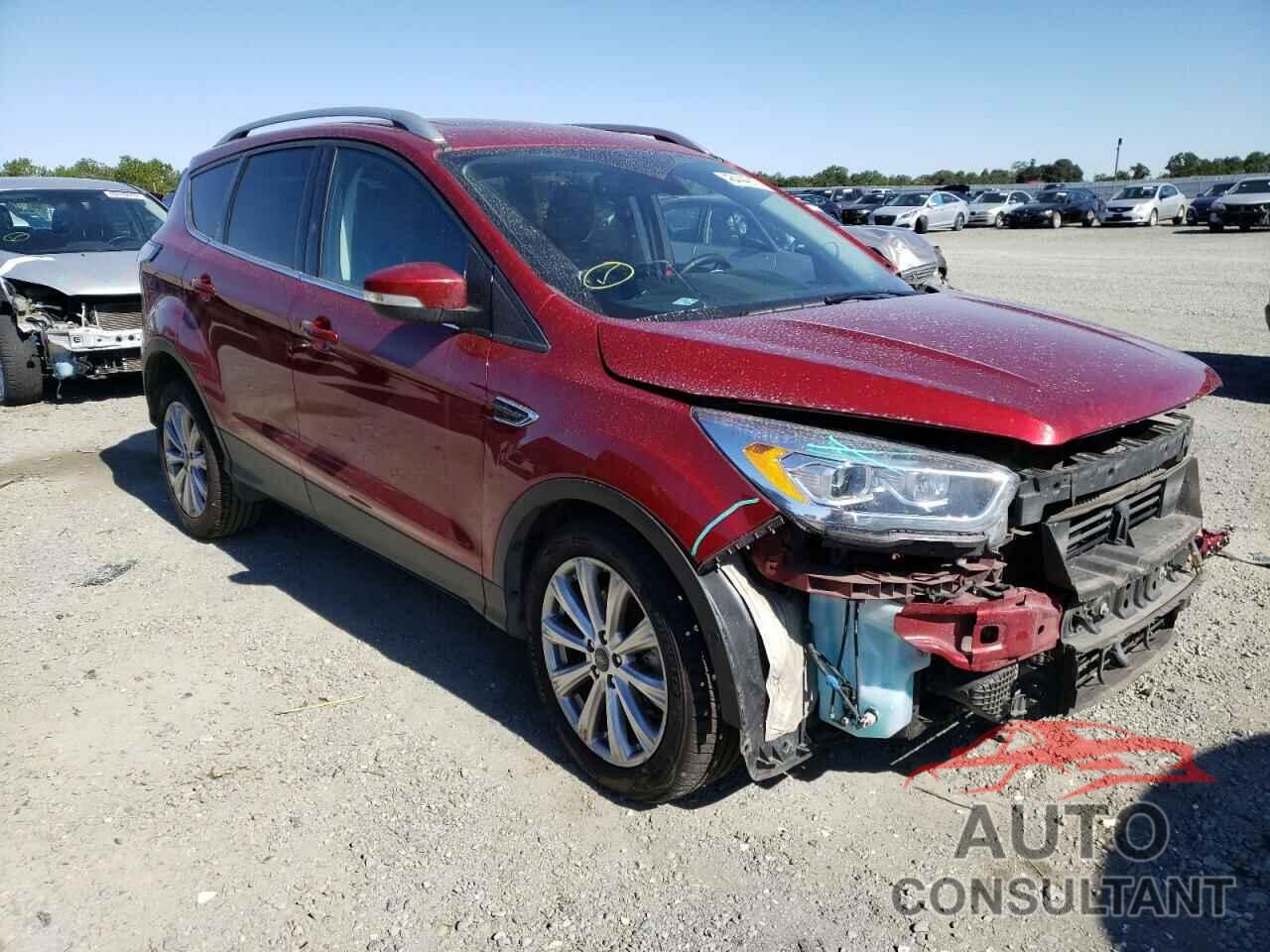 FORD ESCAPE 2018 - 1FMCU9J93JUC10424