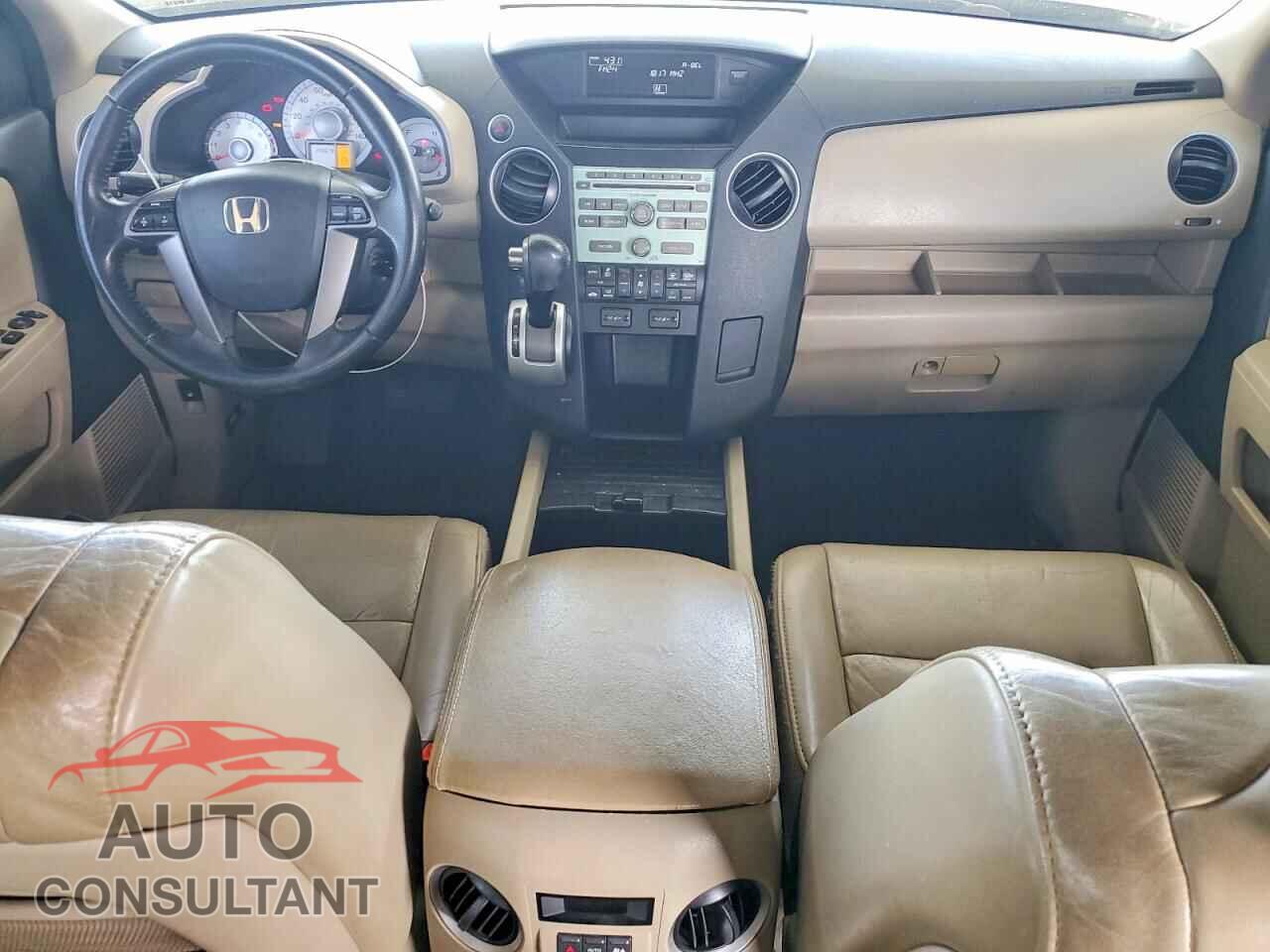 HONDA PILOT 2011 - 5FNYF3H51BB015775