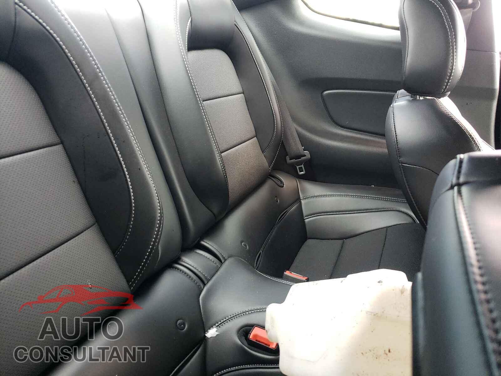 FORD MUSTANG 2020 - 1FA6P8TH9L5135559
