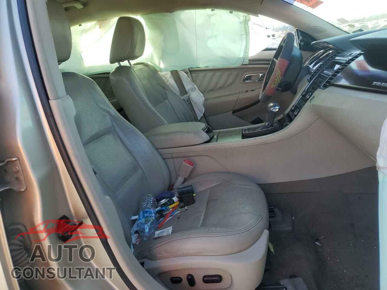 FORD TAURUS 2011 - 1FAHP2FW8BG124474