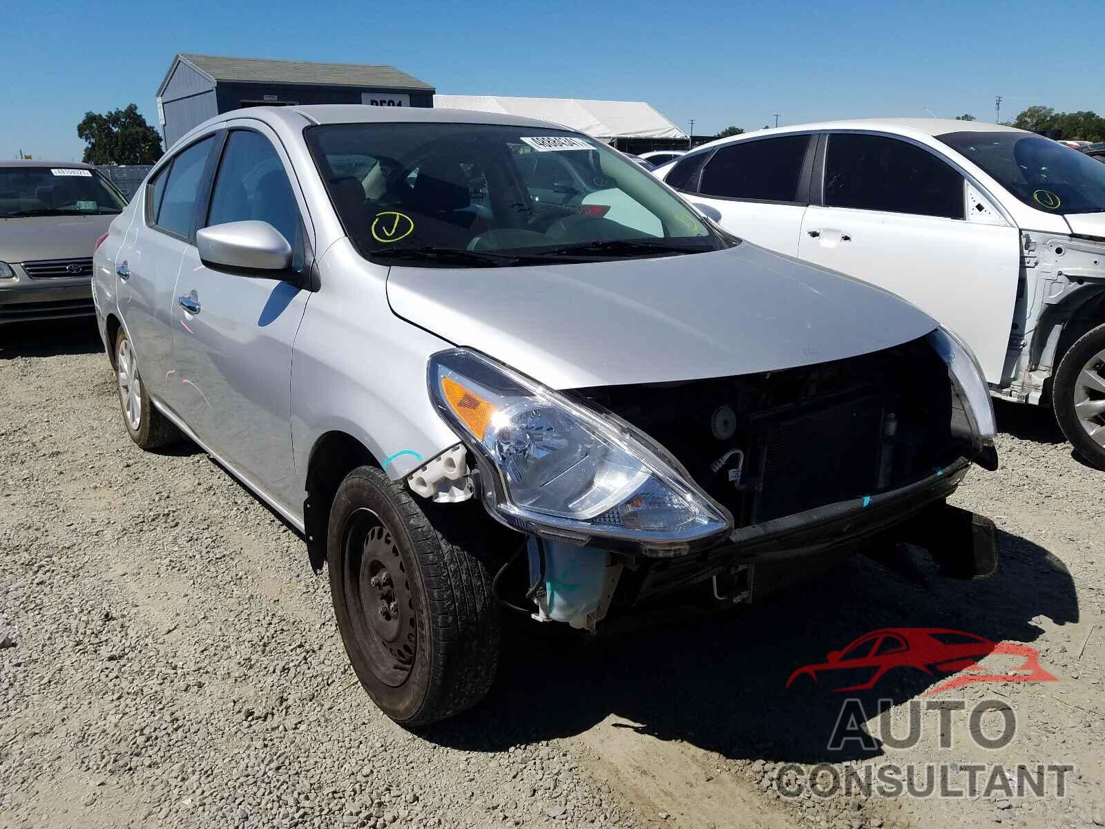 NISSAN VERSA 2017 - 3N1CN7APXHK453178