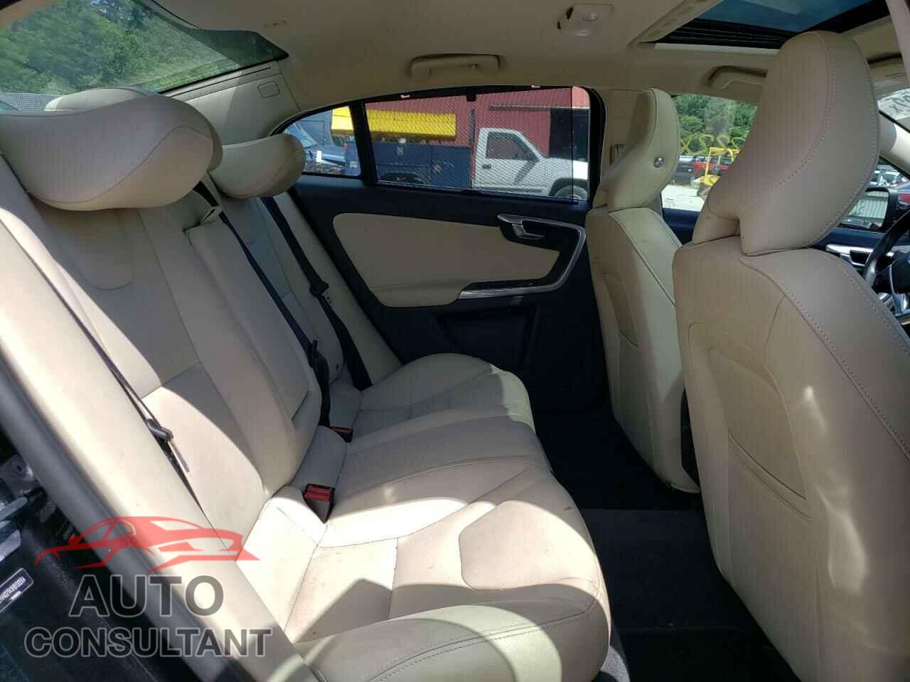 VOLVO S60 2017 - LYV402TKXHB130554