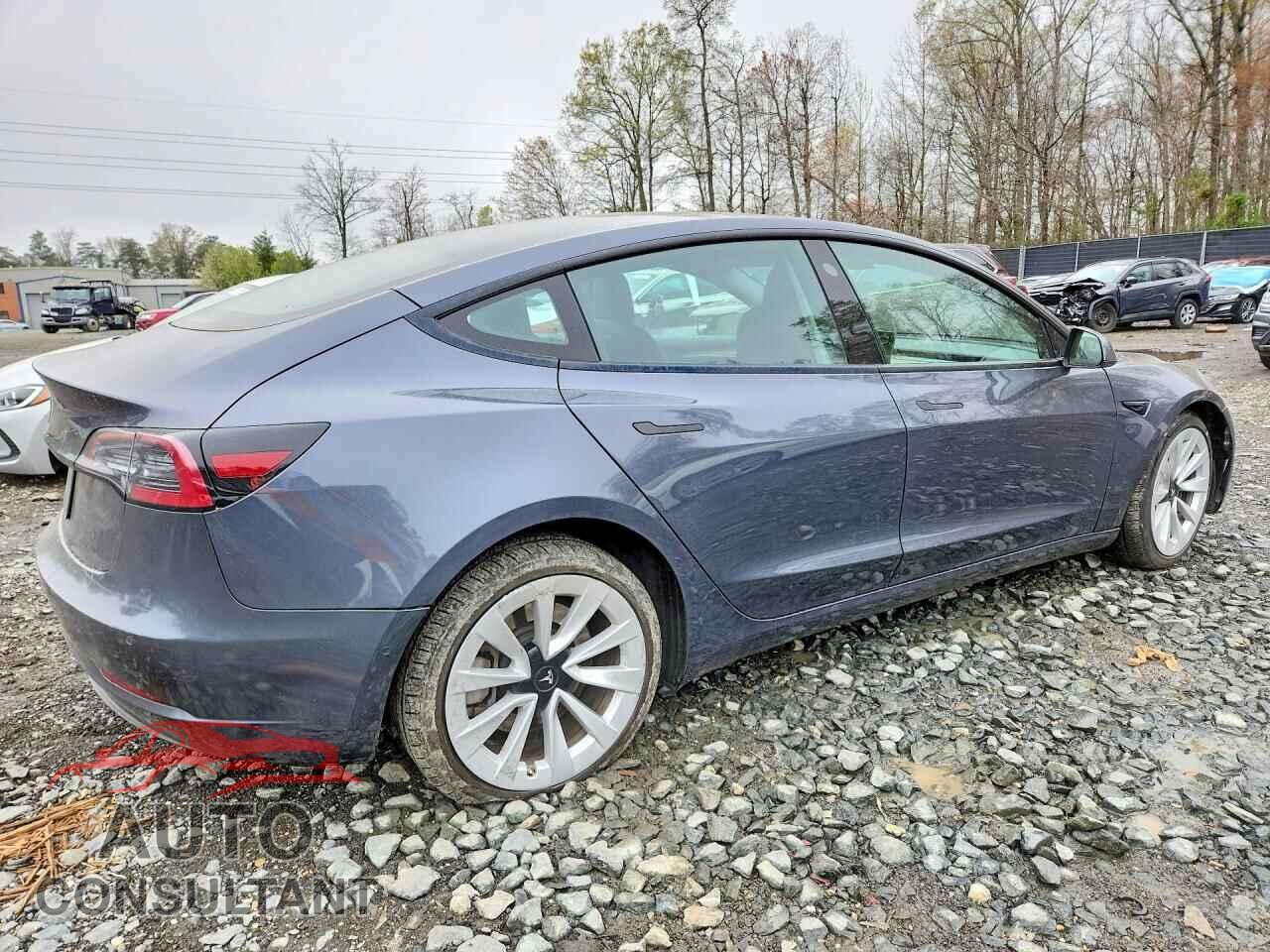 TESLA MODEL 3 2022 - 5YJ3E1EA8NF369722