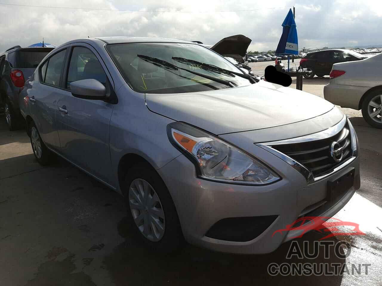 NISSAN VERSA 2019 - 3N1CN7AP7KL880660