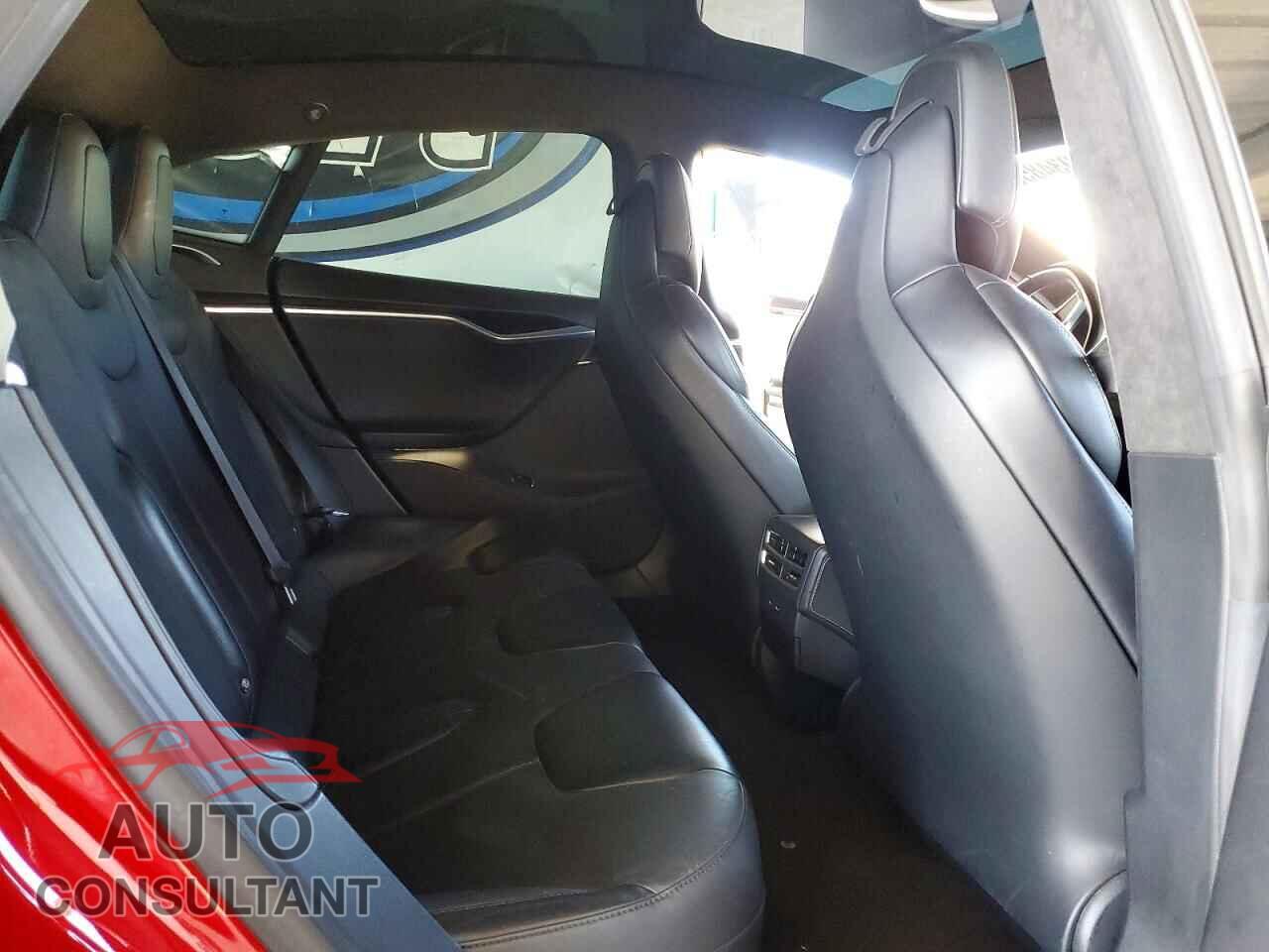 TESLA MODEL S 2017 - 5YJSA1E13HF208903