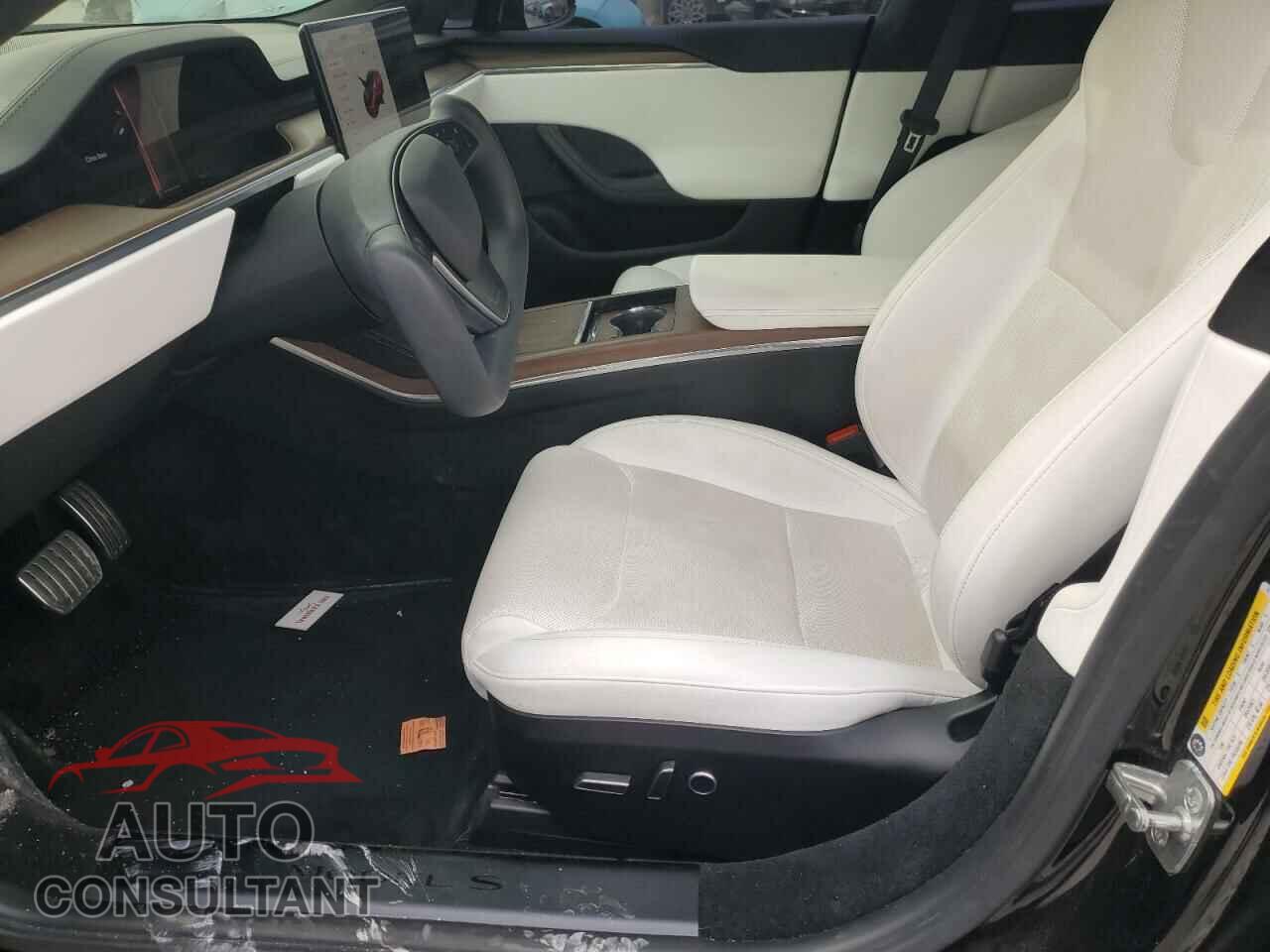 TESLA MODEL S 2022 - 5YJSA1E58NF479552