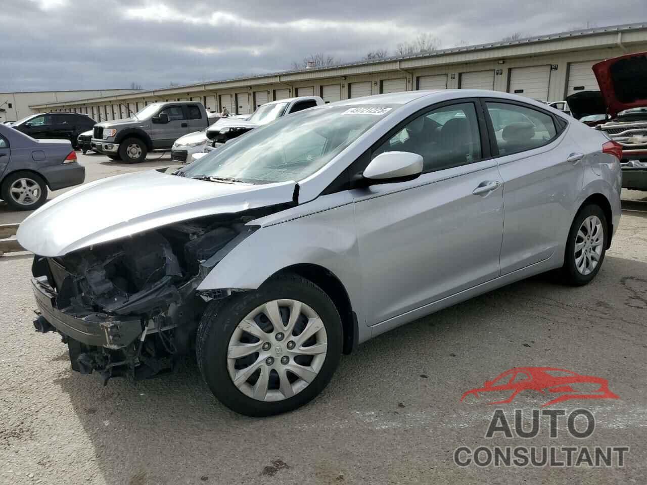 HYUNDAI ELANTRA 2012 - 5NPDH4AE5CH095450