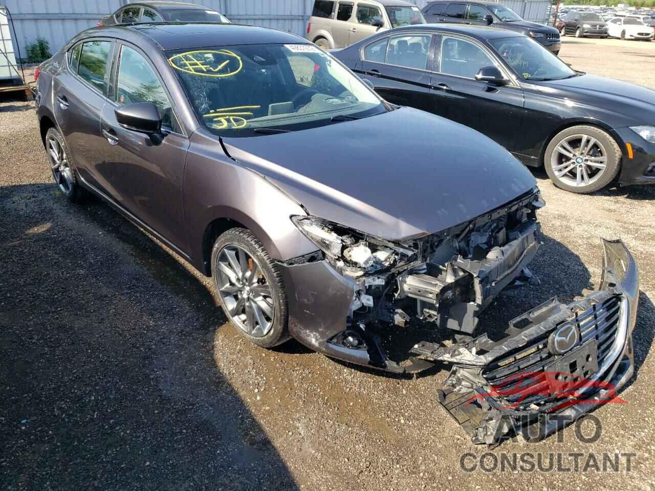 MAZDA 3 2018 - 3MZBN1W39JM209489