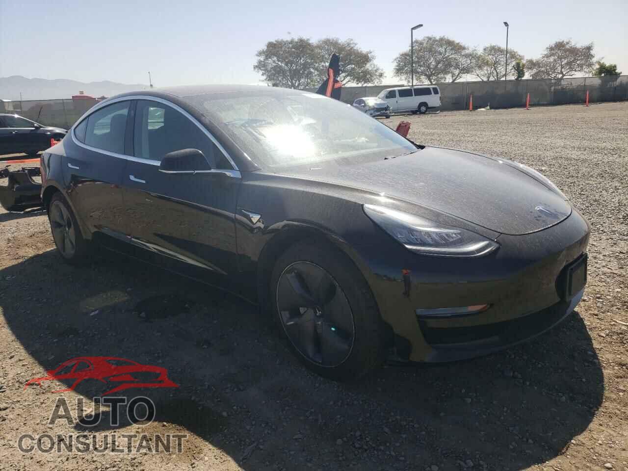 TESLA MODEL 3 2019 - 5YJ3E1EB2KF197031