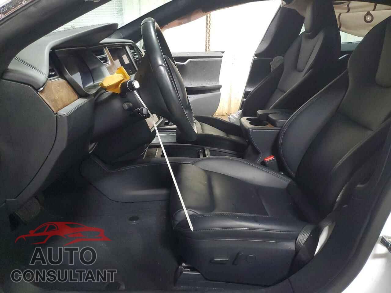 TESLA MODEL S 2020 - 5YJSA1E2XLF403317