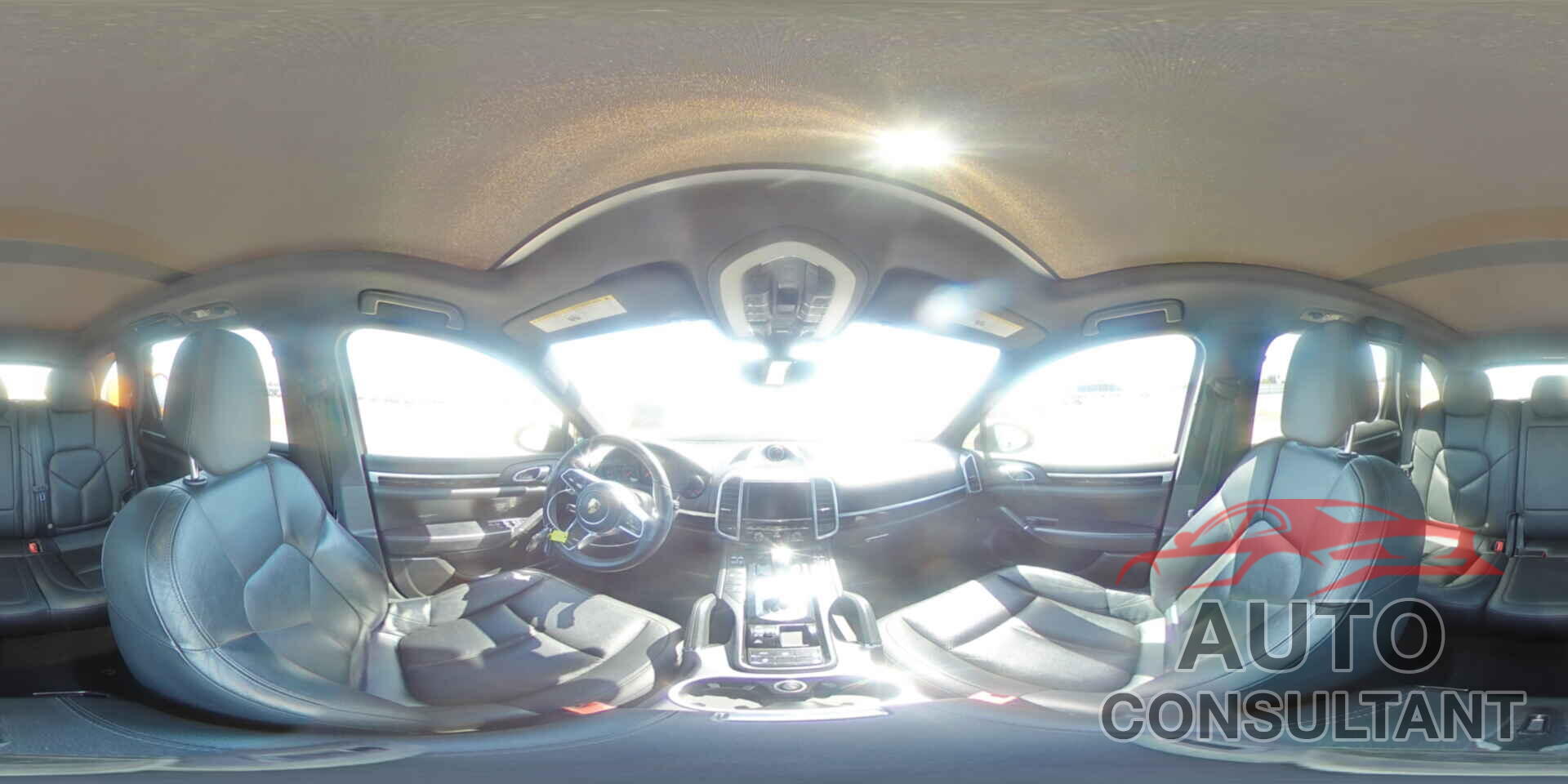 PORSCHE CAYENNE 2016 - WP1AA2A28GKA10110