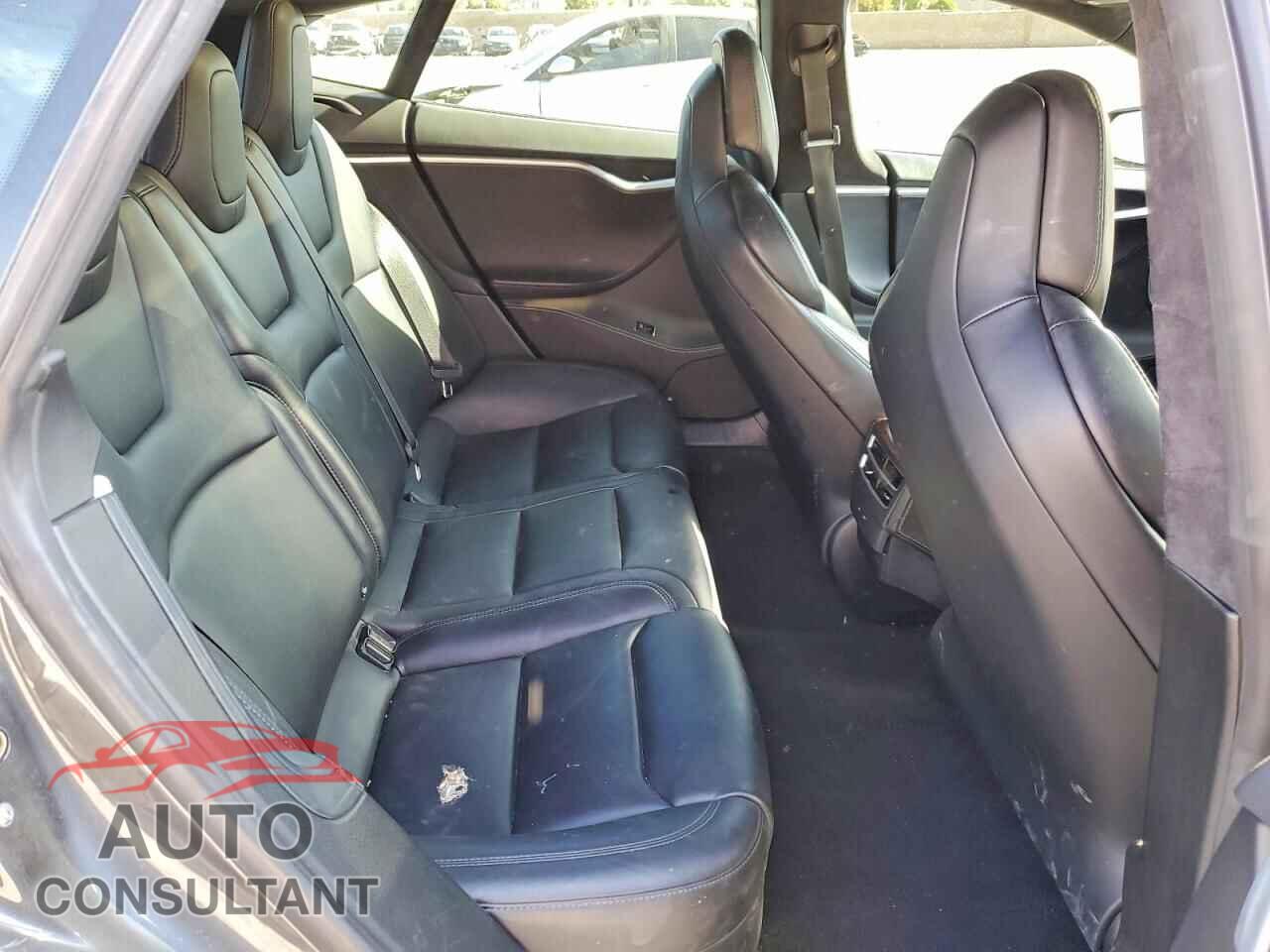 TESLA MODEL S 2018 - 5YJSA1E27JF242566