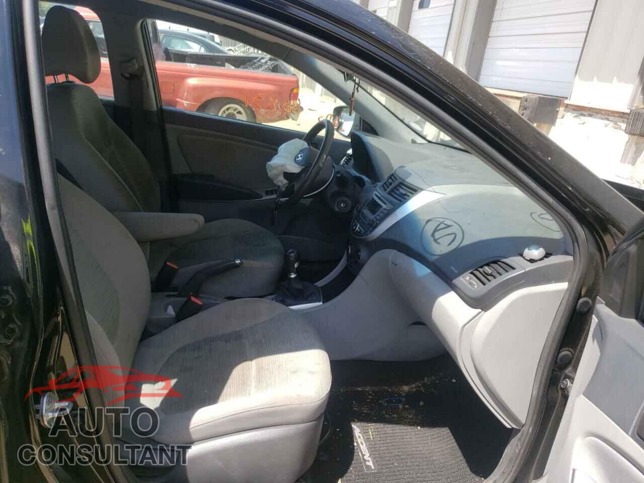 HYUNDAI ACCENT 2016 - KMHCT5AE1GU249157