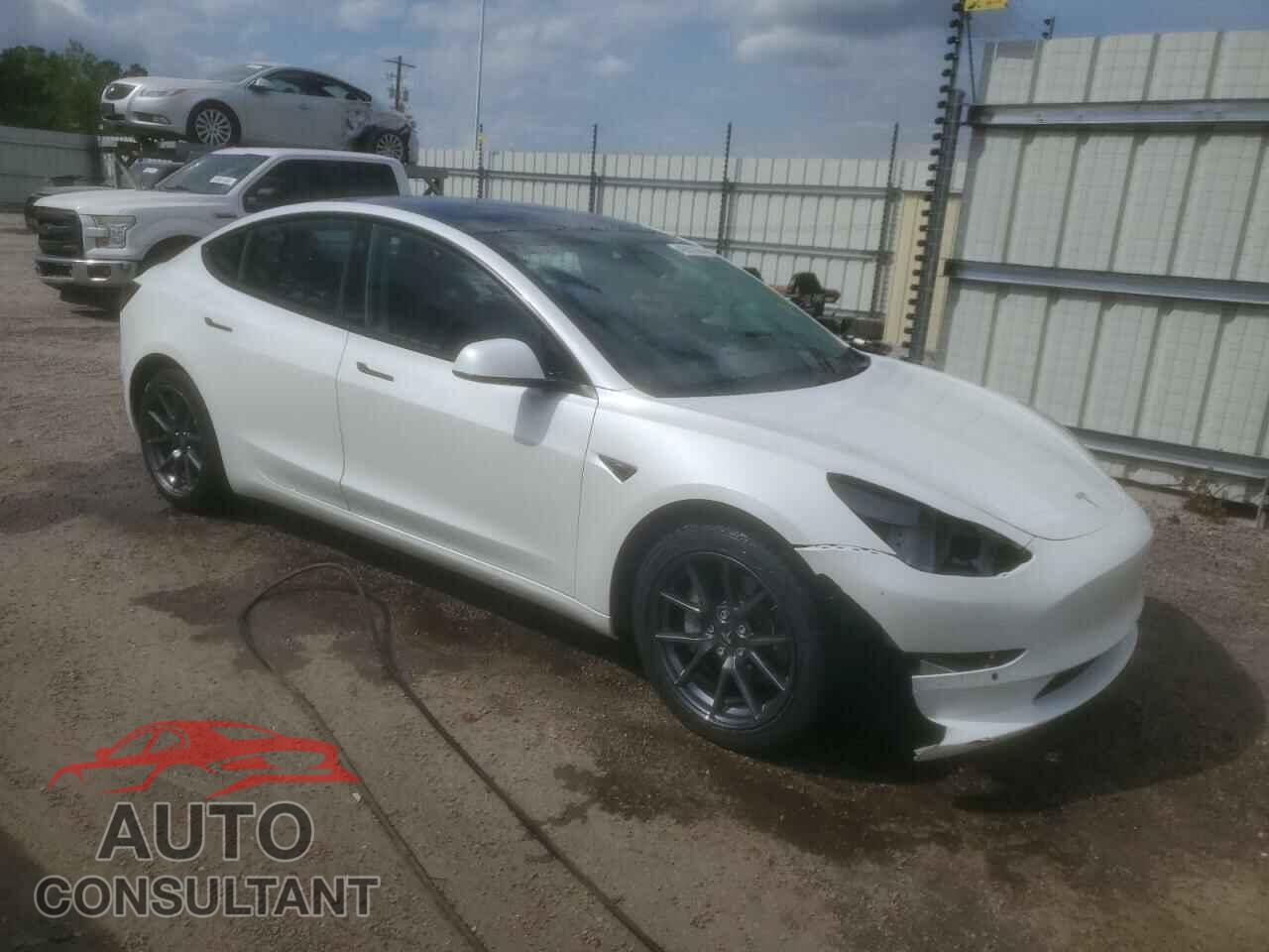 TESLA MODEL 3 2022 - 5YJ3E1EB2NF199009