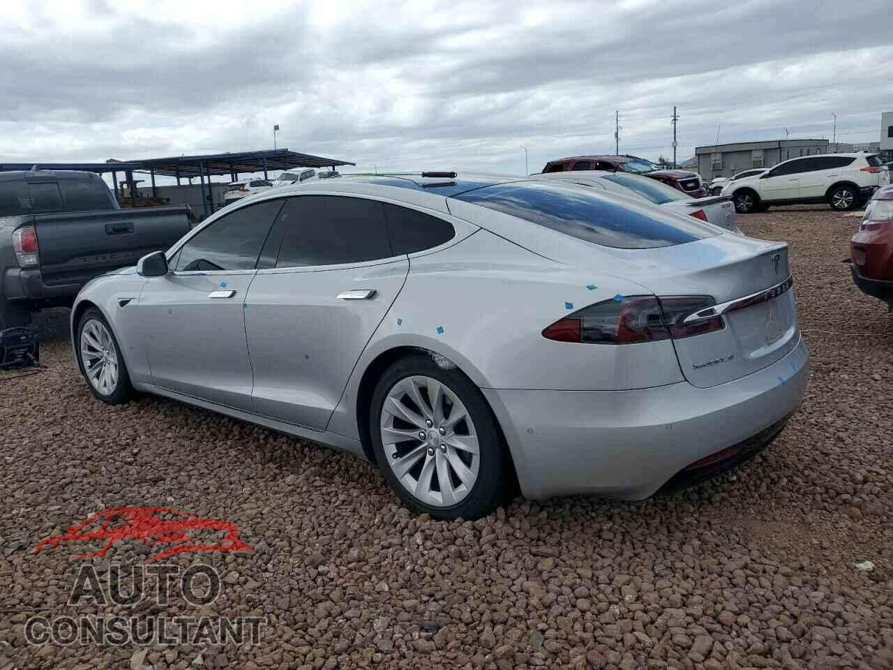 TESLA MODEL S 2017 - 5YJSA1E20HF228874