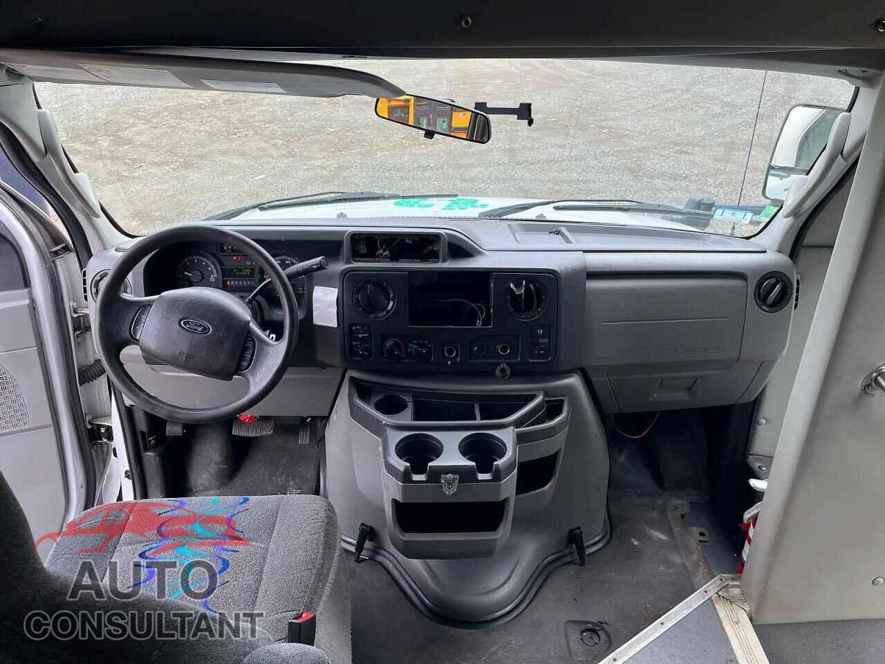 FORD ECONOLINE 2014 - 1FDXE4FS2EDB00709