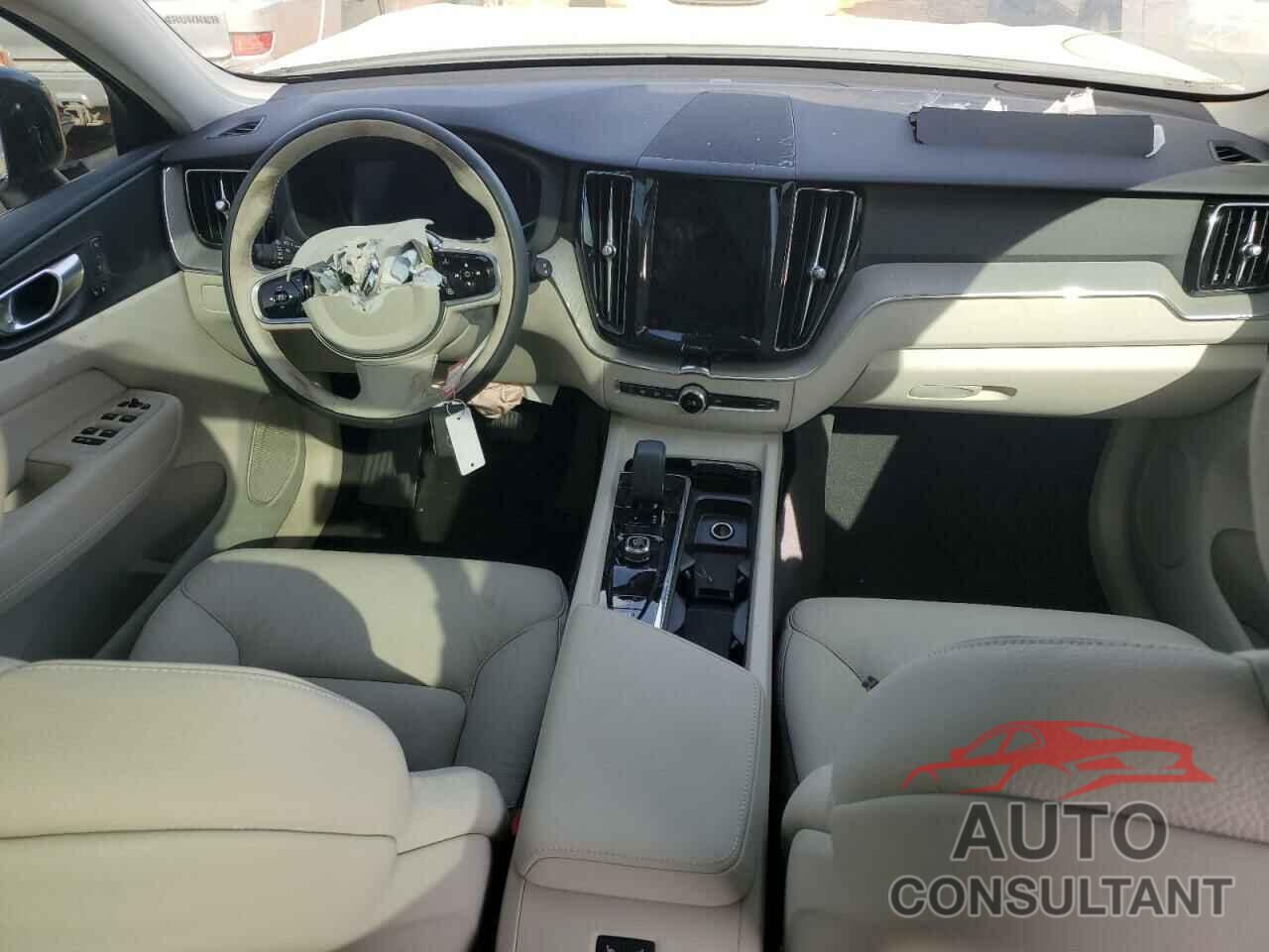 VOLVO XC60 PLUS 2024 - YV4L12RL0R1791329