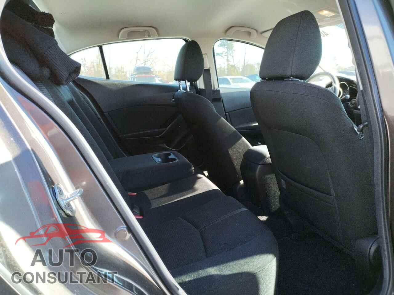 MAZDA 3 2017 - 3MZBN1U77HM103459
