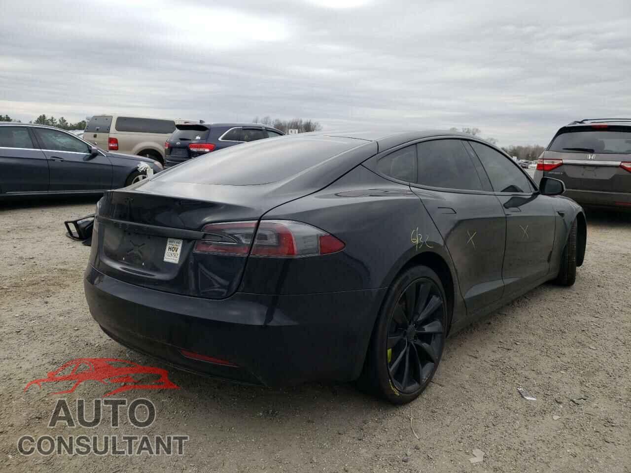 TESLA MODEL S 2017 - 5YJSA1E16HF220169