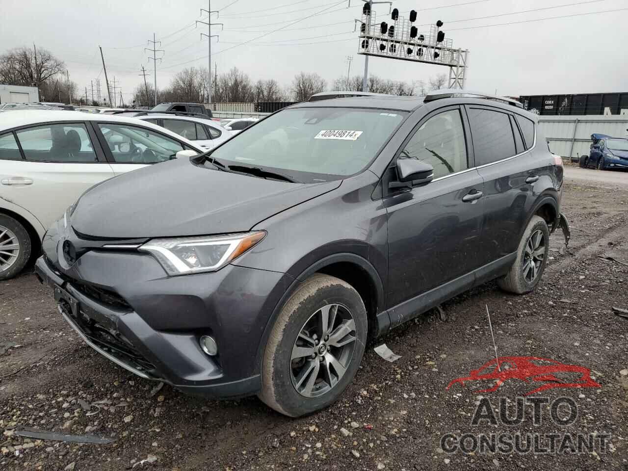 TOYOTA RAV4 2018 - JTMRFREV9JJ747171