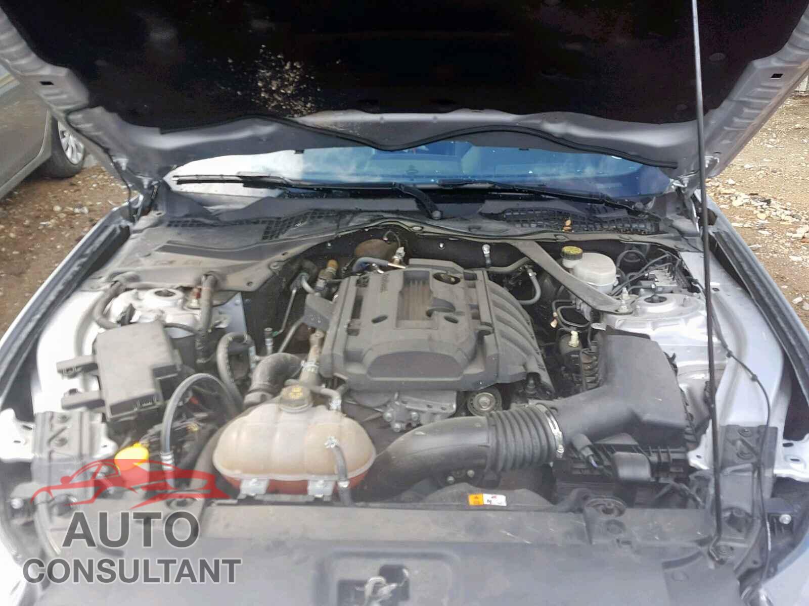 FORD MUSTANG 2017 - 1FATP8UH5H5295172