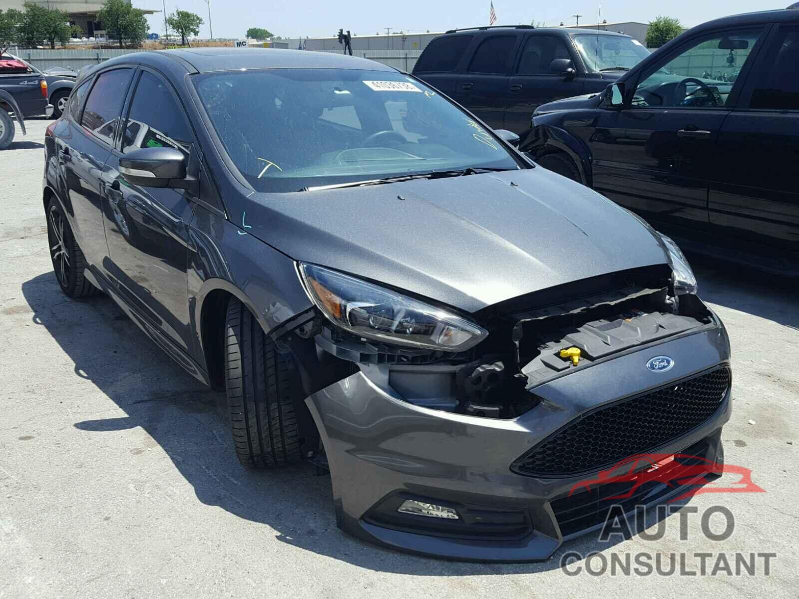 FORD FOCUS 2017 - 1FADP3L99HL306560