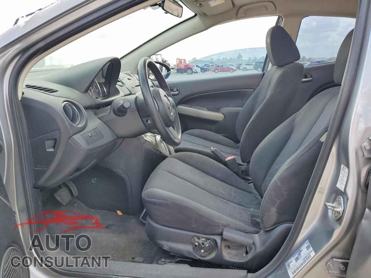 MAZDA 2 2012 - JM1DE1KY6C0137041