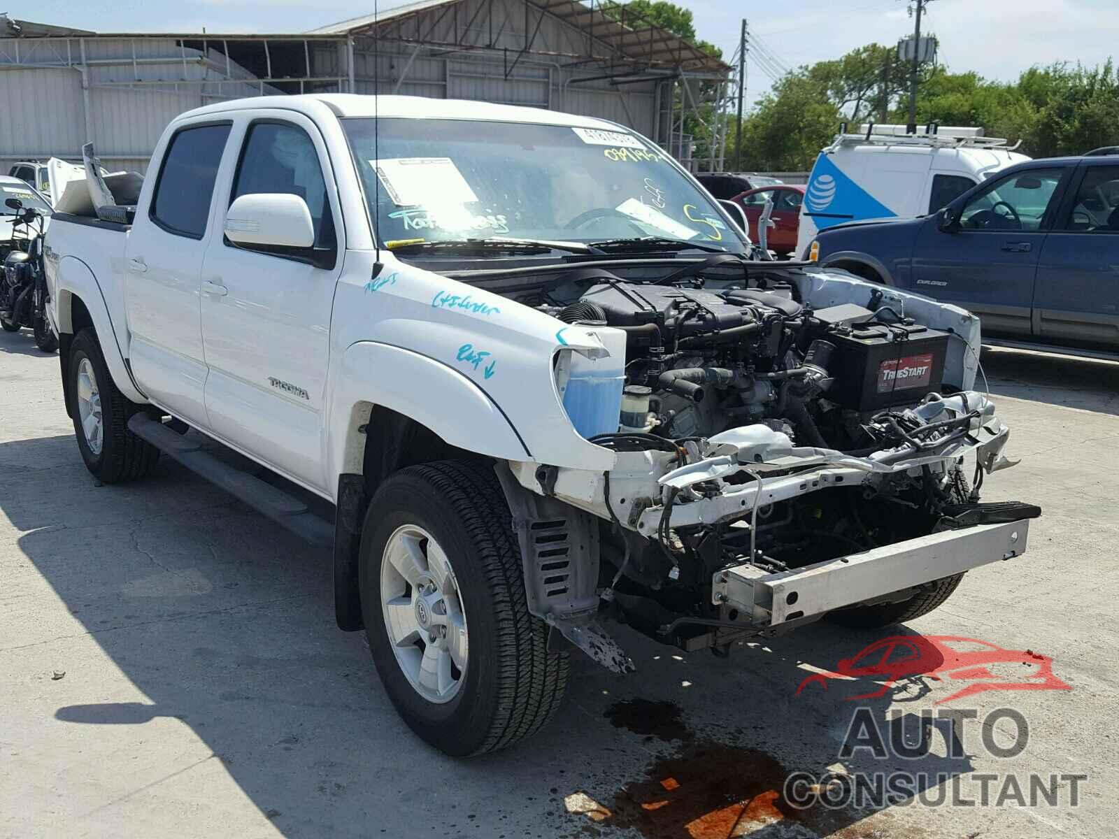 TOYOTA TACOMA DOUBLE CAB PRERUNNER 2015 - 5TFJU4GN9FX089195