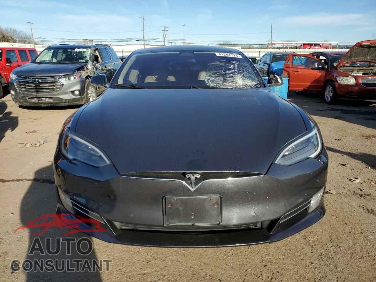 TESLA MODEL S 2017 - 5YJSA1E2XHF190621