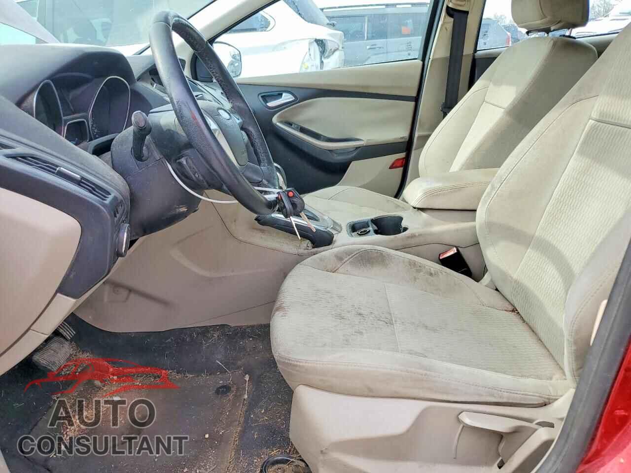FORD FOCUS 2012 - 1FAHP3M25CL437223