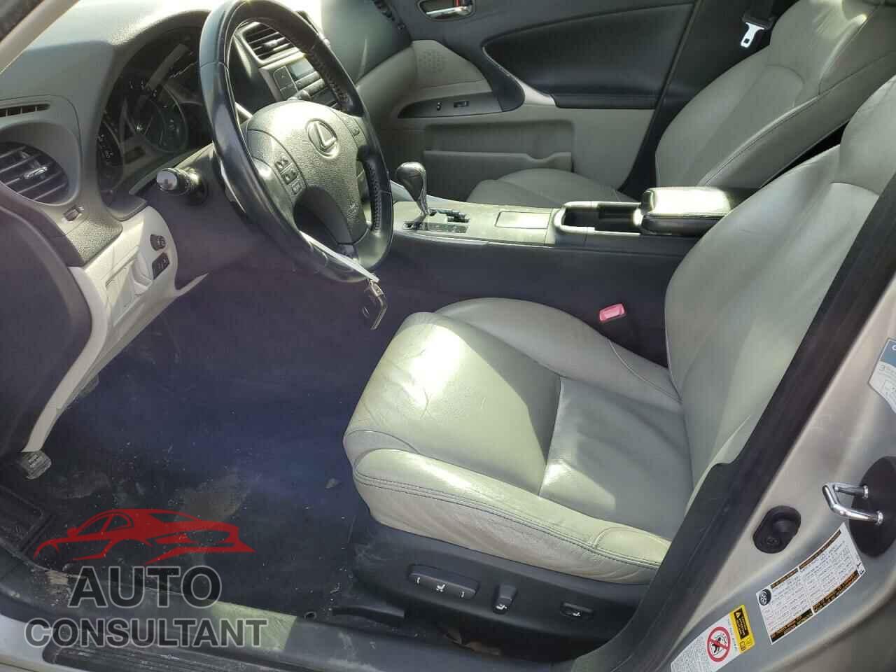 LEXUS IS 2010 - JTHBF5C29A5111490