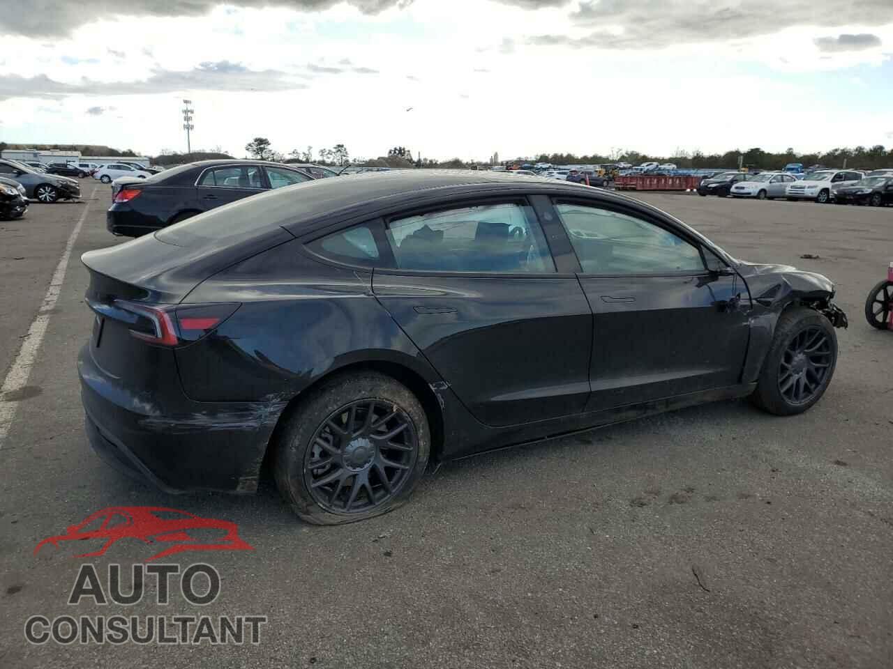 TESLA MODEL 3 2024 - 5YJ3E1EAXRF766046
