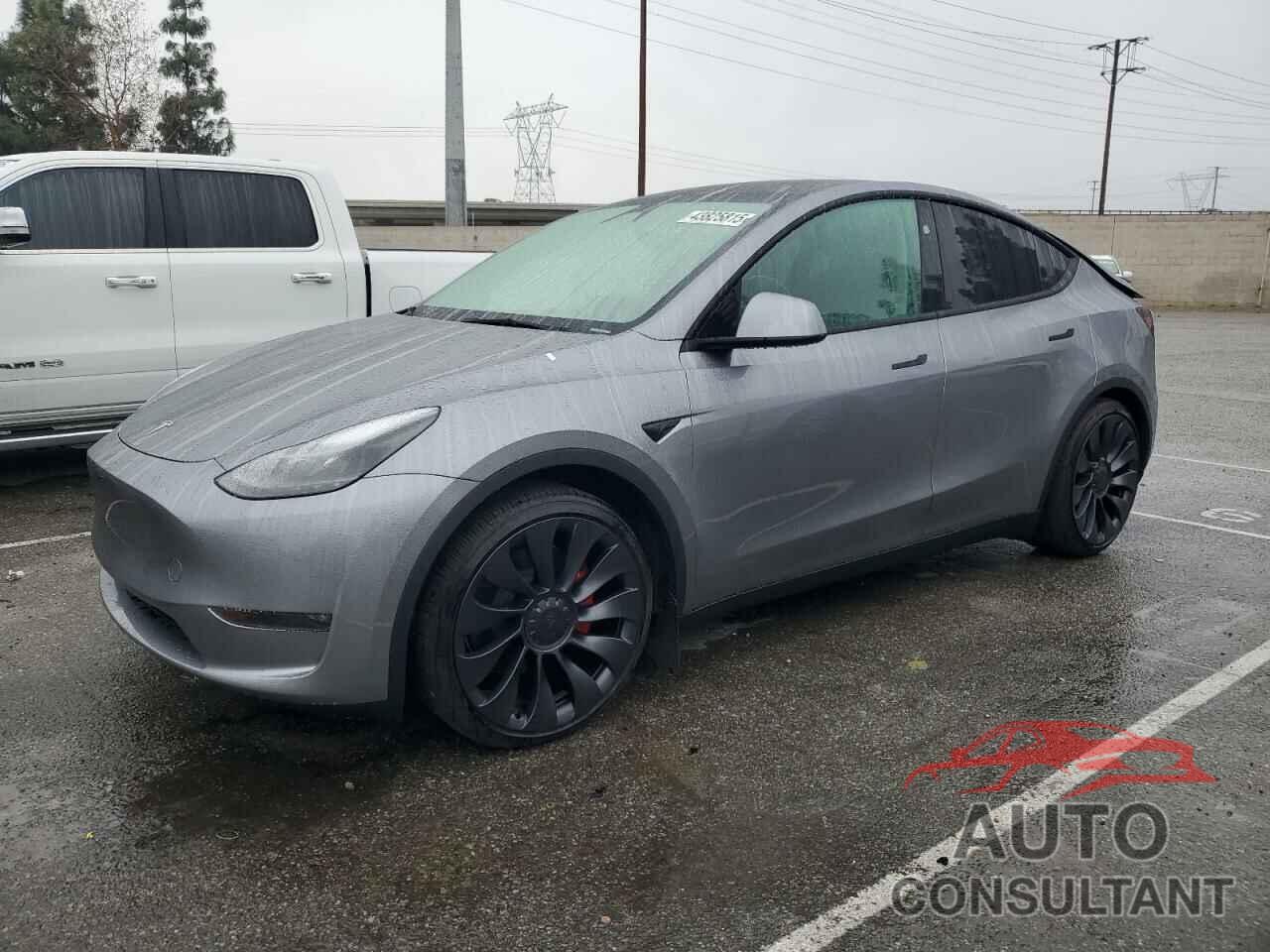 TESLA MODEL Y 2024 - 7SAYGDEF3RA295659