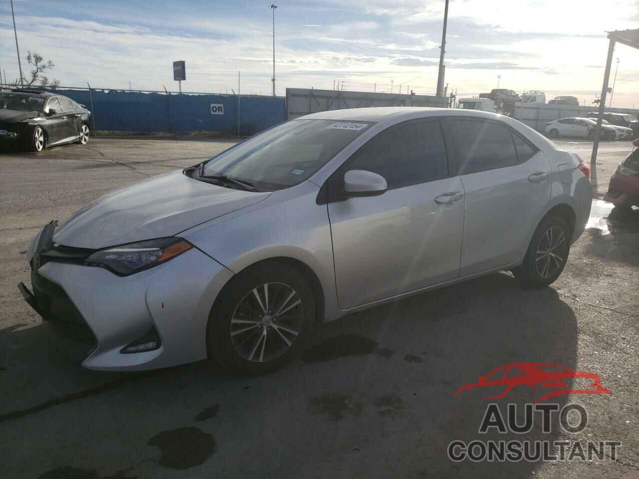 TOYOTA COROLLA 2017 - 5YFBURHE9HP656782