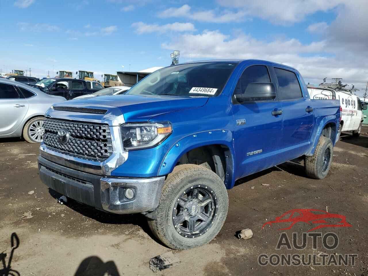 TOYOTA TUNDRA 2018 - 5TFDY5F13JX773089