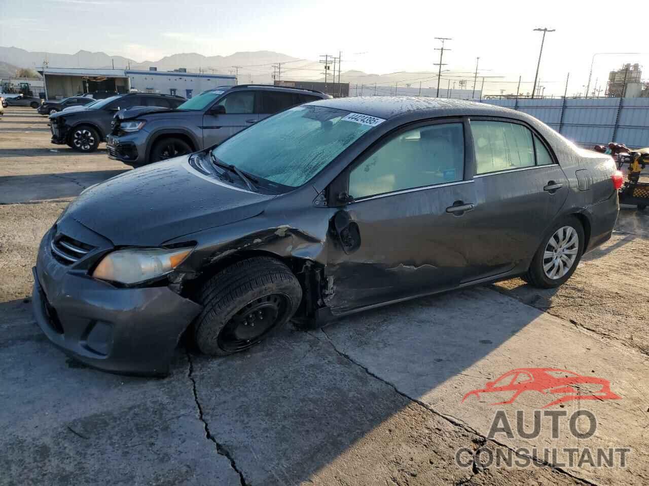 TOYOTA COROLLA 2013 - 2T1BU4EE9DC096280