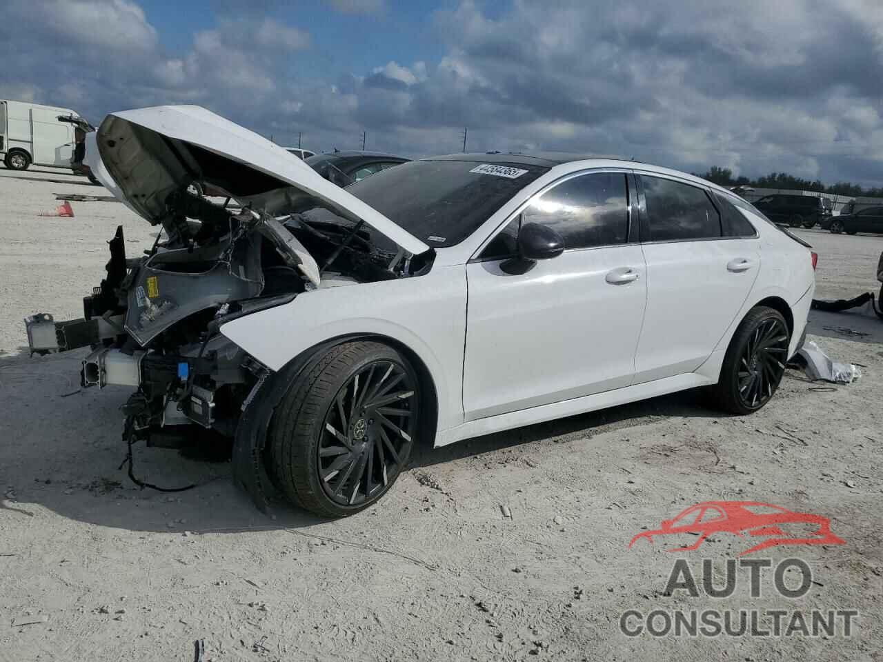 KIA K5 2022 - 5XXG64J23NG114763