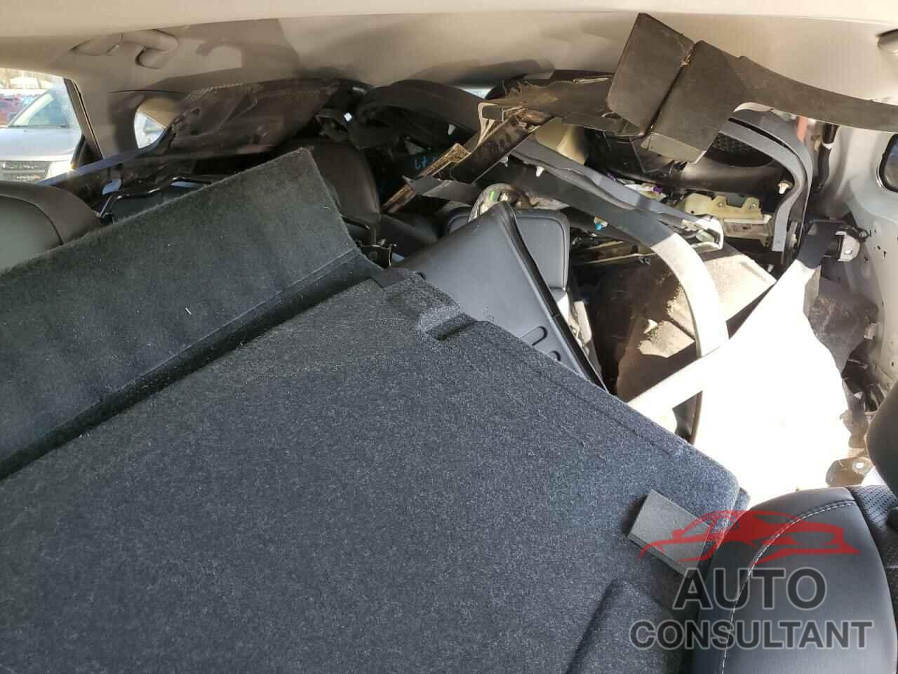 LEXUS RX350 2022 - 2T2HZMAA7NC260136