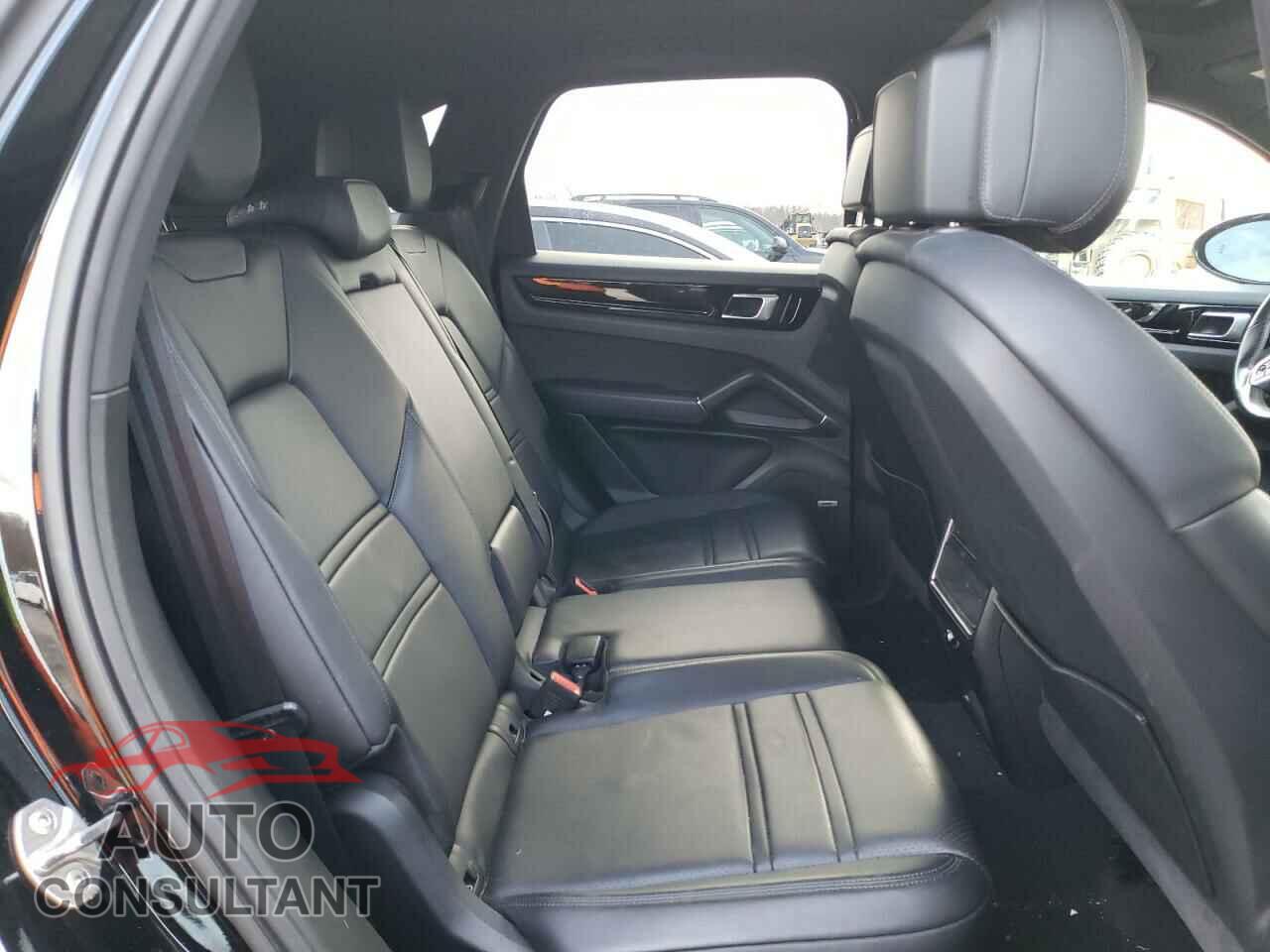 PORSCHE CAYENNE 2019 - WP1AA2AY8KDA10593