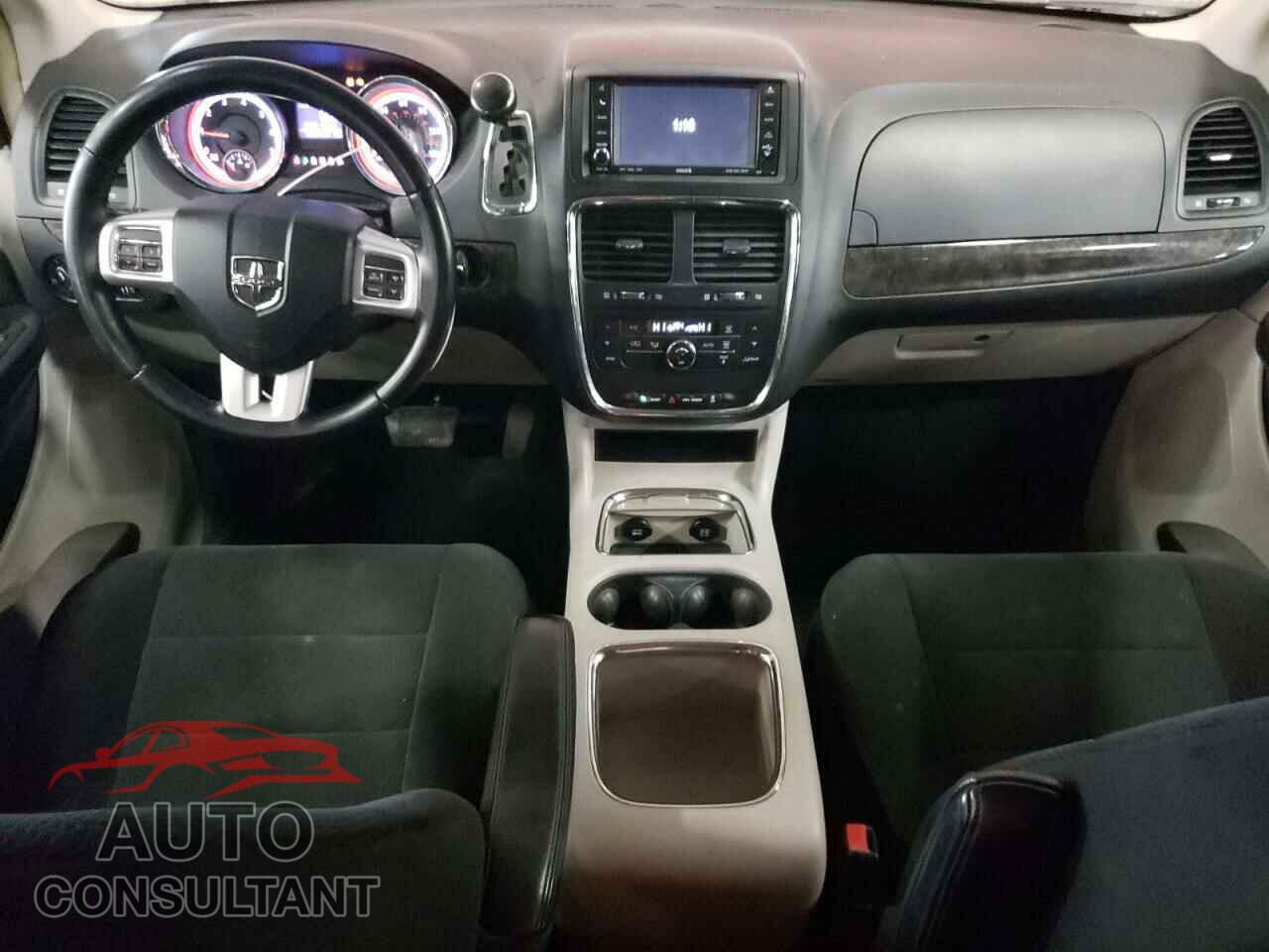 DODGE CARAVAN 2011 - 2D4RN5DG8BR765045