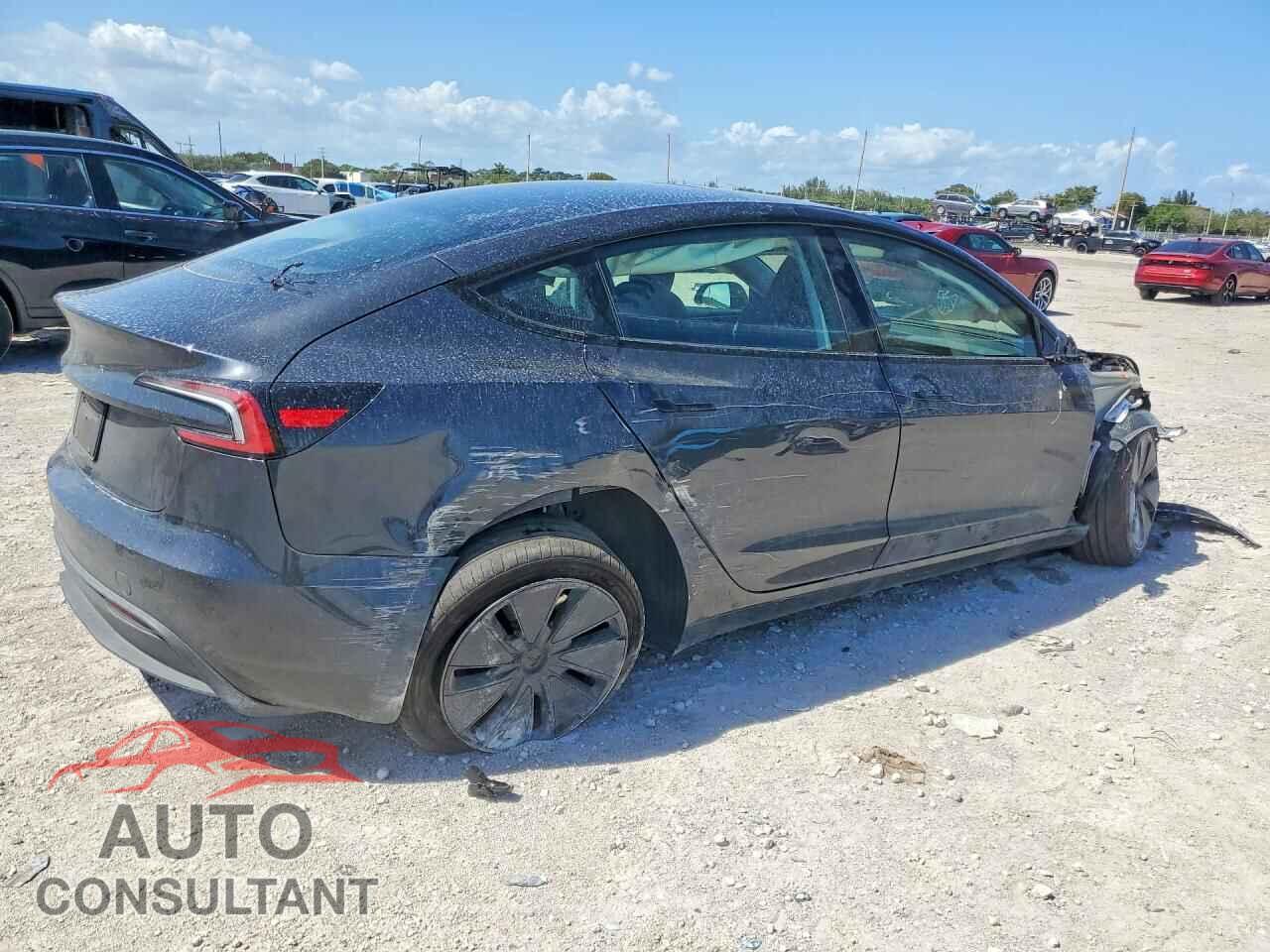 TESLA MODEL 3 2025 - 5YJ3E1EA2SF031342