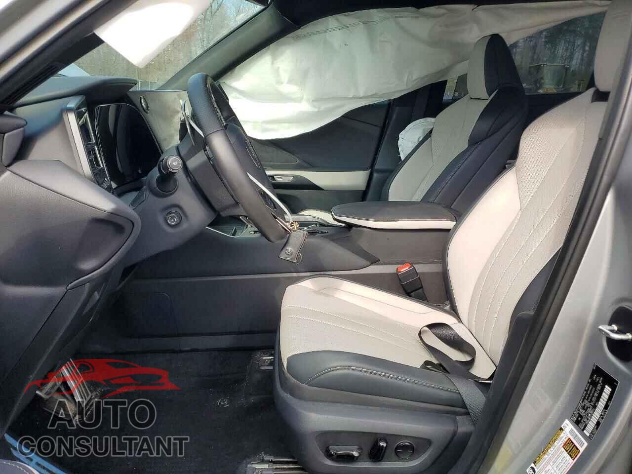 LEXUS UNKNOWN 2025 - 5TDABAB62SS013371