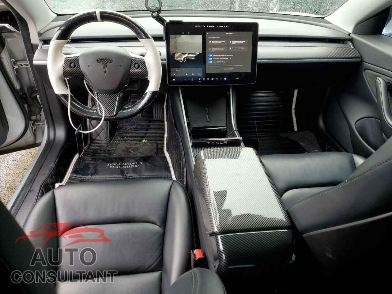 TESLA MODEL 3 2018 - 5YJ3E1EB0JF117059