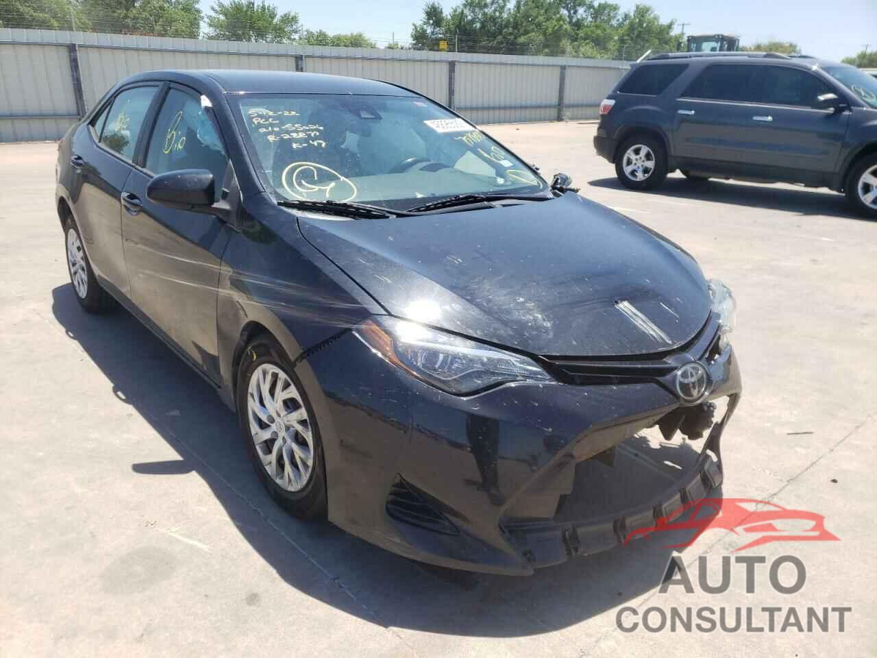 TOYOTA COROLLA 2018 - 5YFBURHE7JP751850