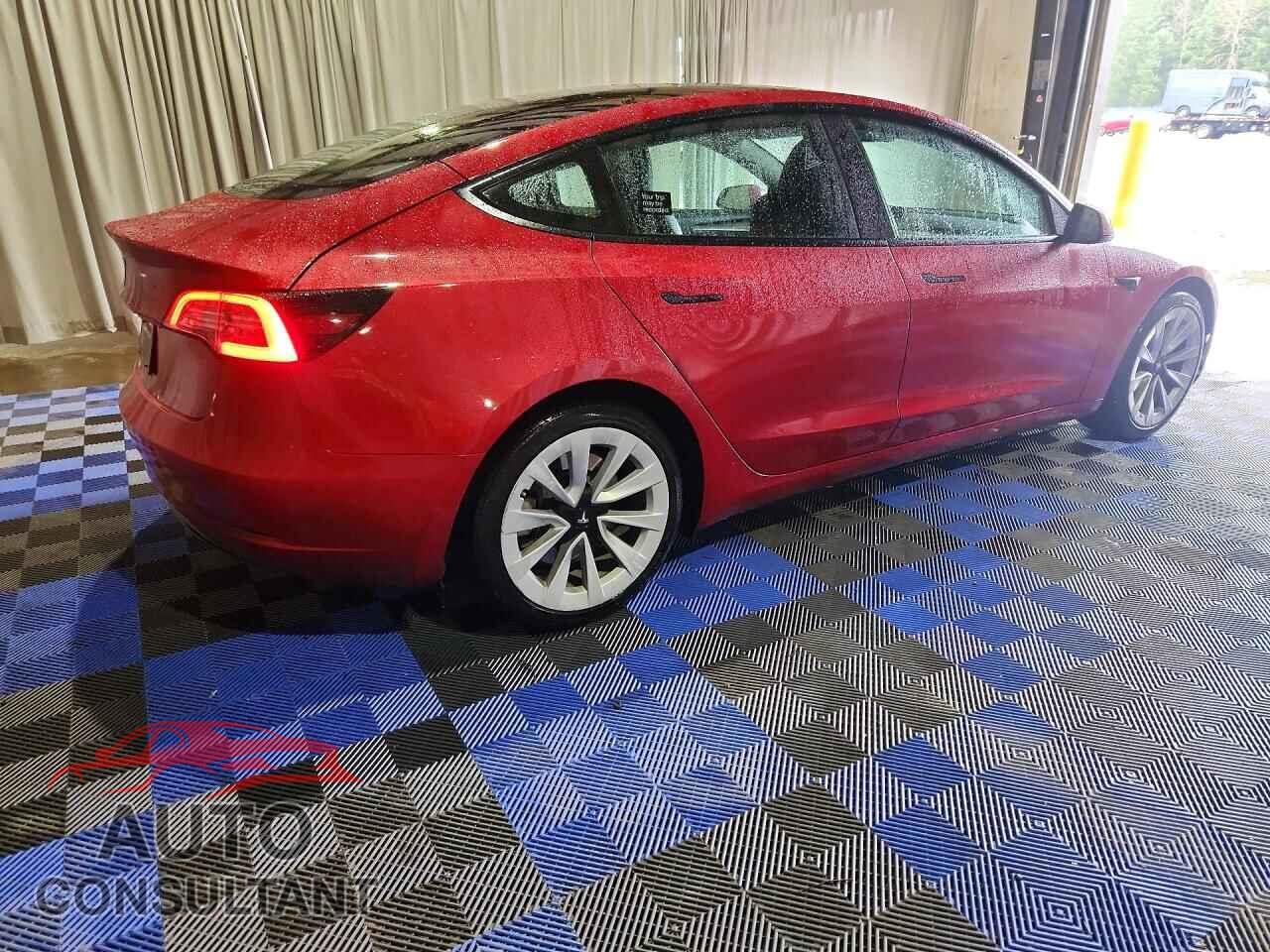 TESLA MODEL 3 2022 - 5YJ3E1EA8NF369803
