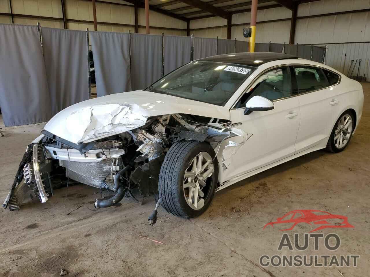 AUDI A5 2024 - WAUFACF5XRA071044