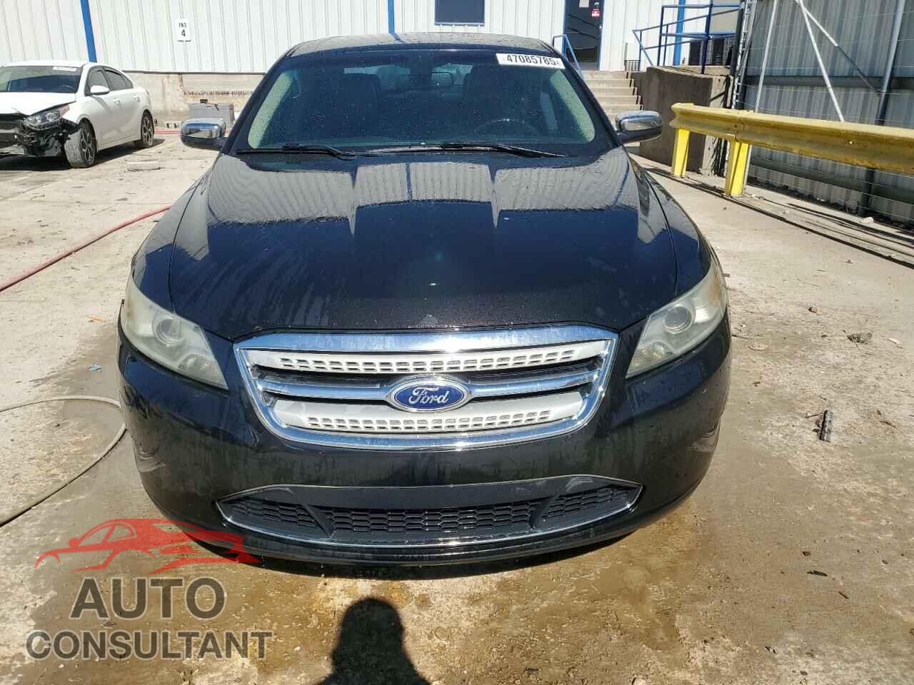 FORD TAURUS 2011 - 1FAHP2FW5BG120365